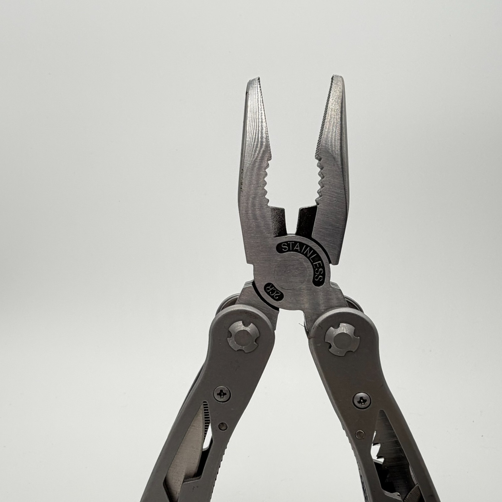 Stanley 12-in-1 Multi-Tool Pliers Pocket Knife Saw Screwdriver Sheath EDC Tool