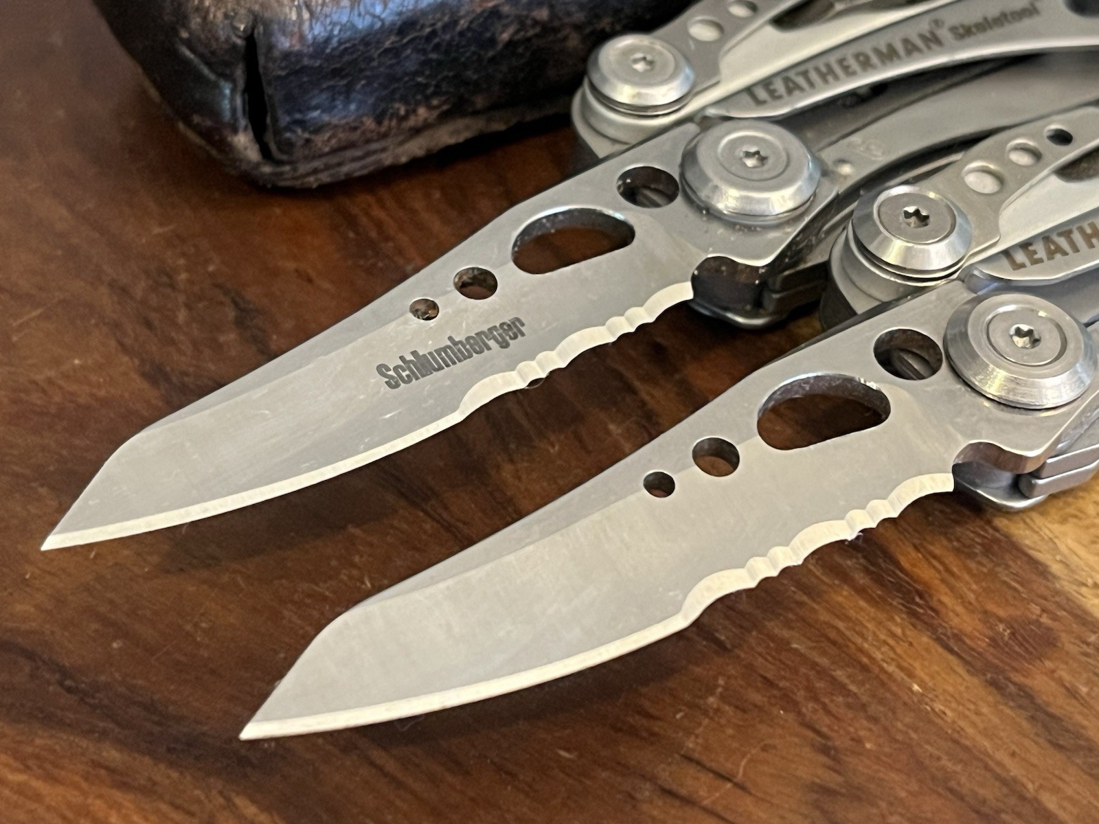 Leatherman Skeletool MultiTools SUPER NICE!! w/Leather Sheath (Lot Of 2)