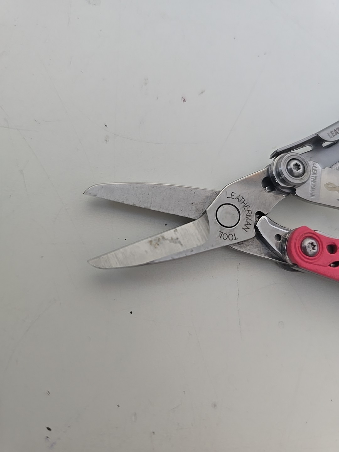 Leatherman Style CS Multi-Tool Pocket Knife Pink Breast Cancer Awareness