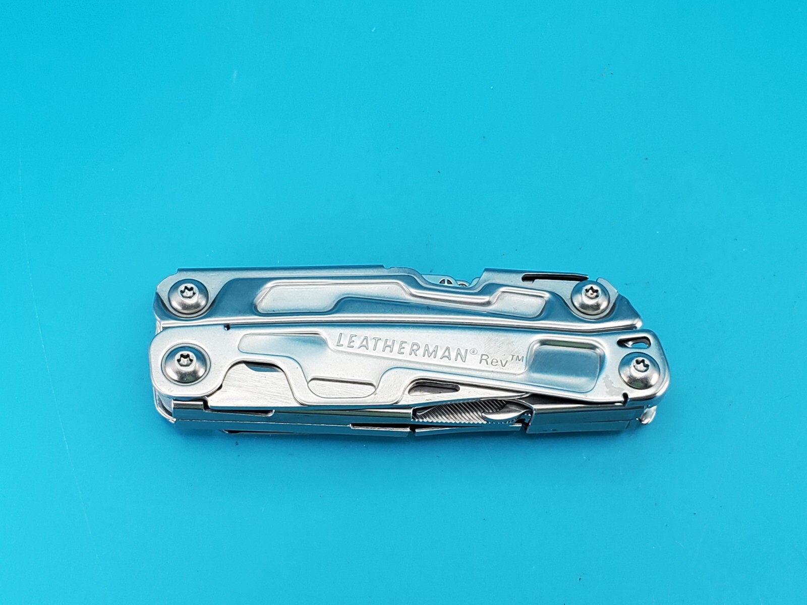 Leatherman Rev 3.8″ Multi-Tool, Stainless!