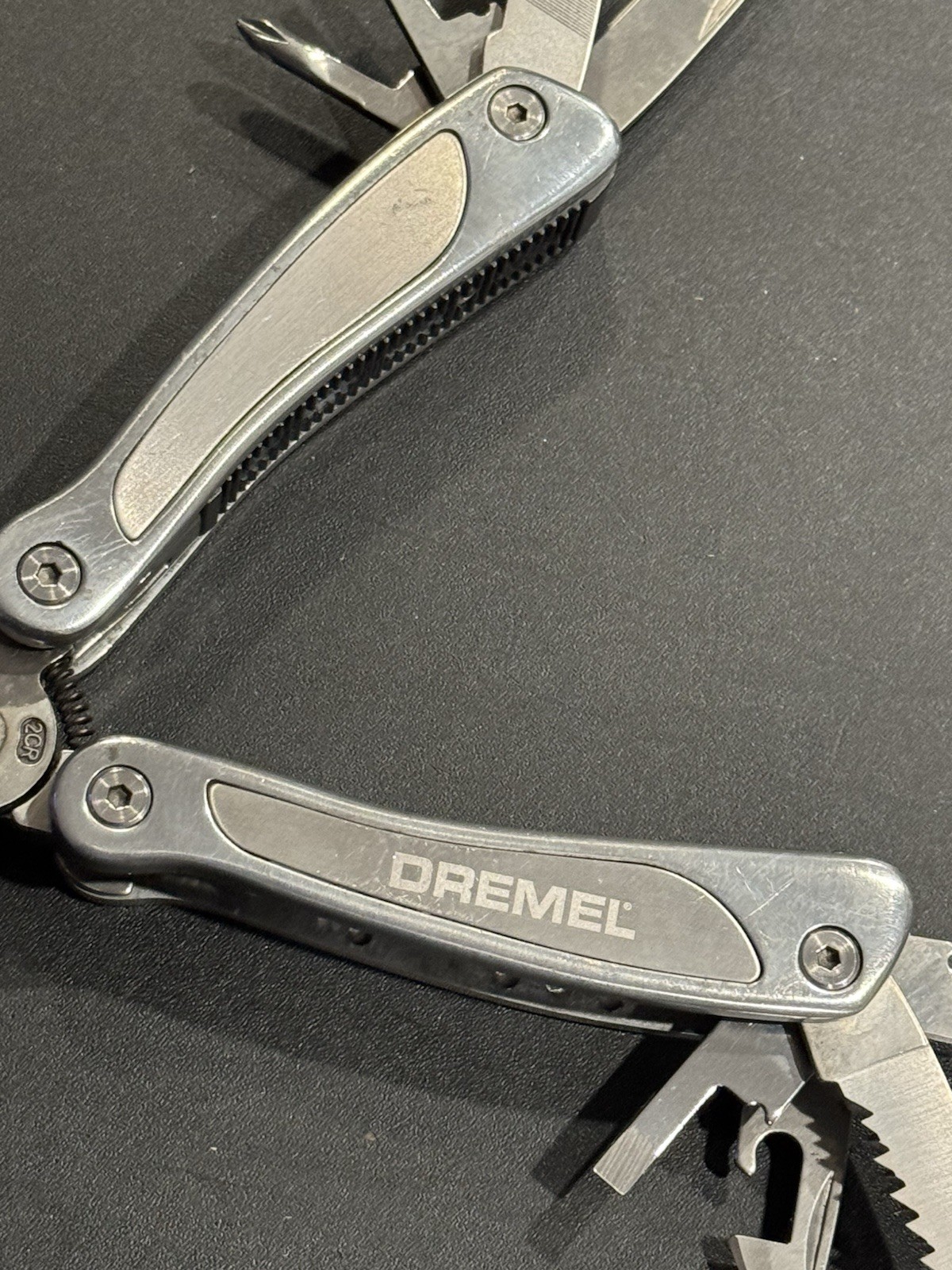 DREMEL MULTI-PLIERS TOOL Stainless Steel. Nice Condition Rare Find!