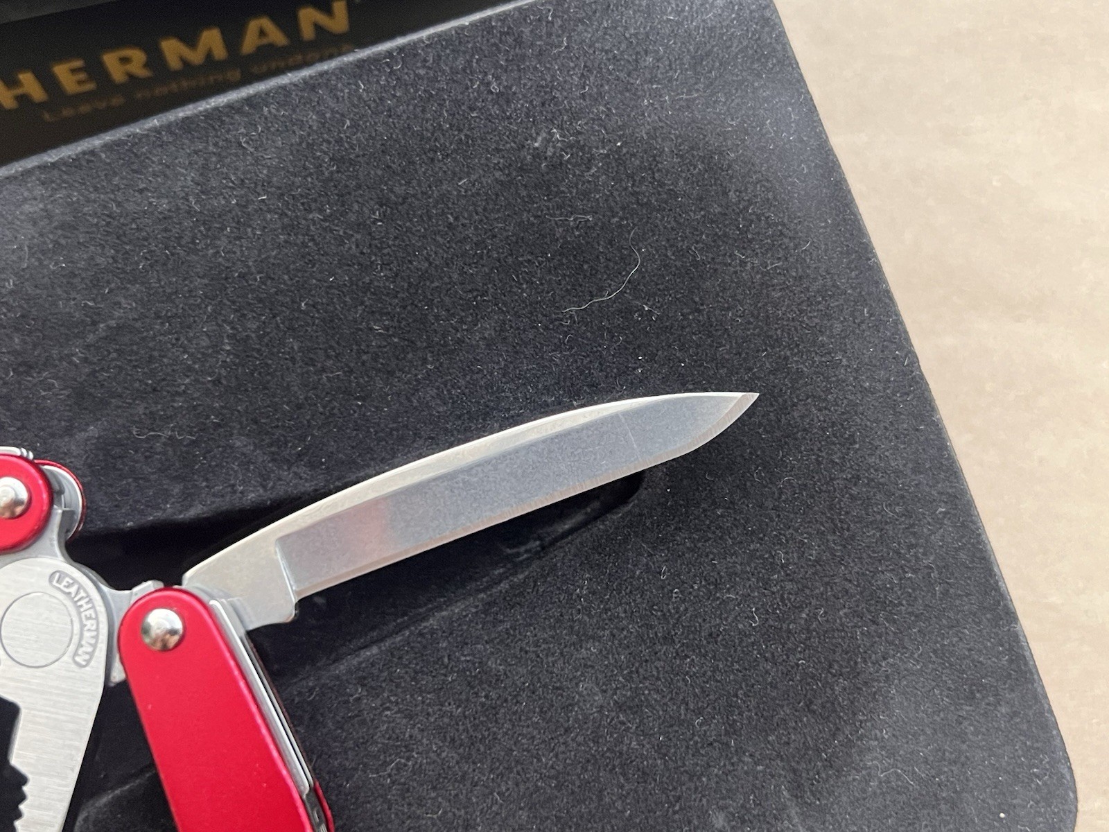 Leatherman Juice C2 – Inferno Red – New Old Stock – Collectibles, Retired.