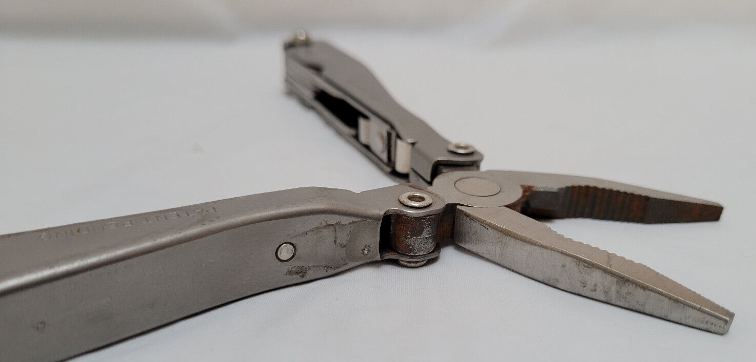 Coleman PRO LOCK Multi Tool Pliers 9 Tools in 1 with Case
