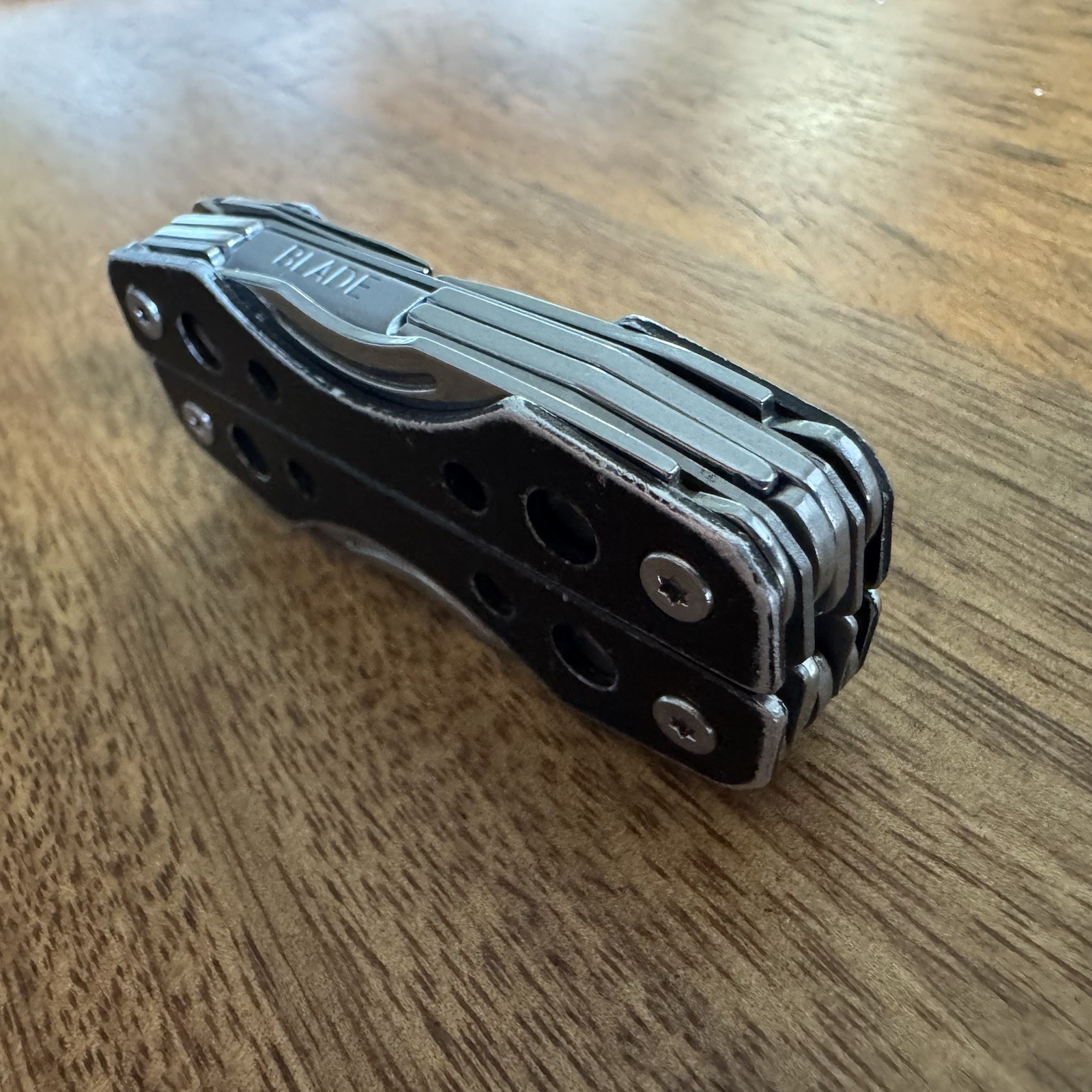 Gerber Clutch Small Rugged 7-in-1 Multi-Tool