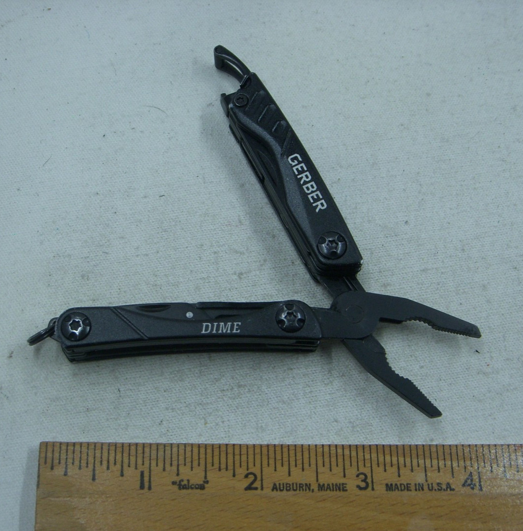Gerber Dime 4660524D1 Black 11 Function Multi Tool