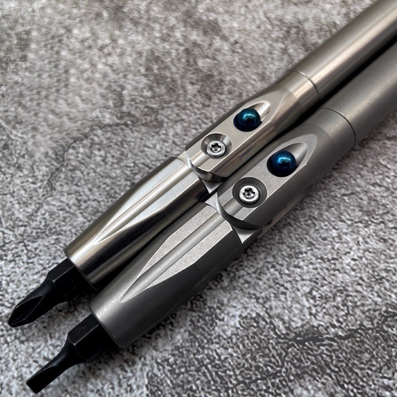 Titanium Alloy Screwdriver Foldable Multi Angle Palm Household Portable Tool