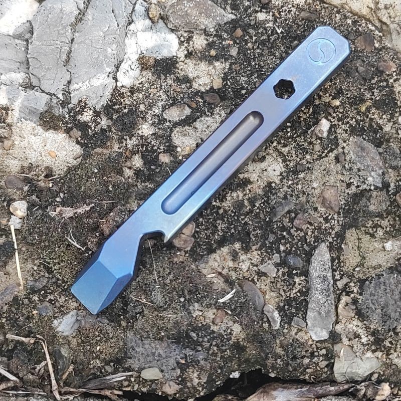 TC4 Titanium Alloy Pocket Pry Bar Multi Tool Lightweight Durable