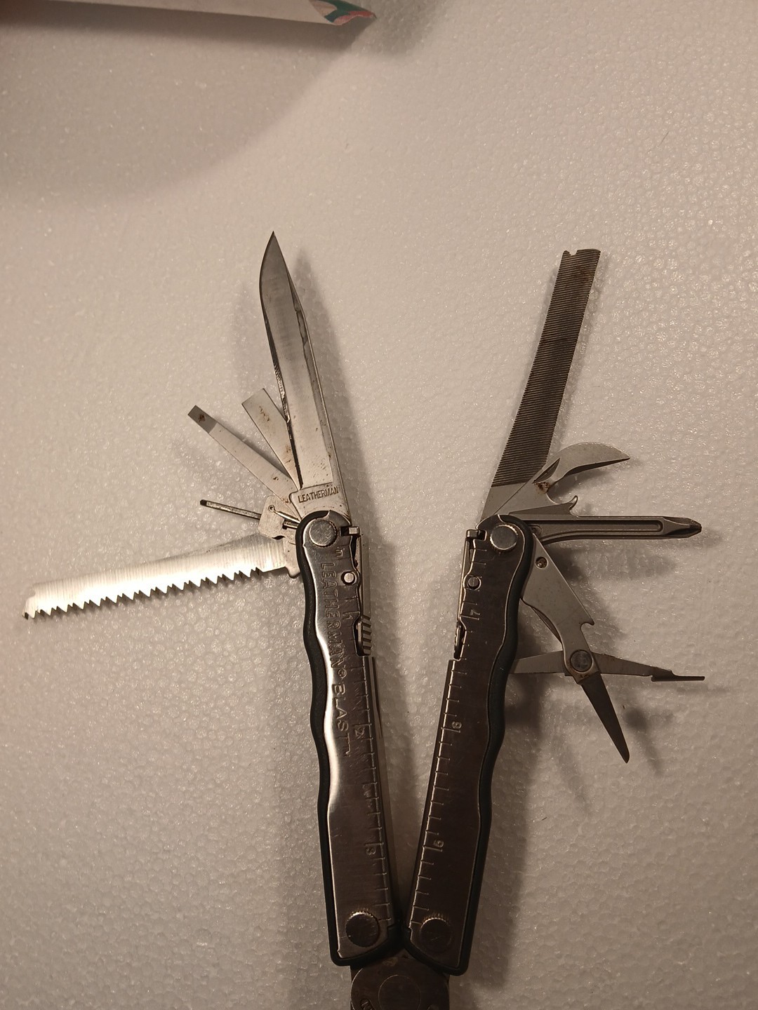 Leatherman BLAST Multi-Tool w/ Factory Sheath Retired 15 functions Great Cond