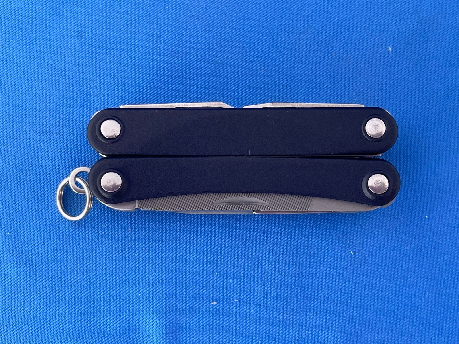 Leatherman Squirt ES4 Multi Tool Knife Wire Stripper New In The Box Black