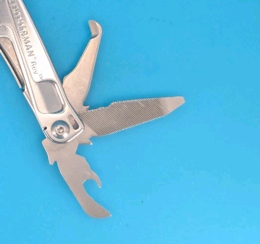 Leatherman Rev 3.8″ Multi-Tool, Stainless!