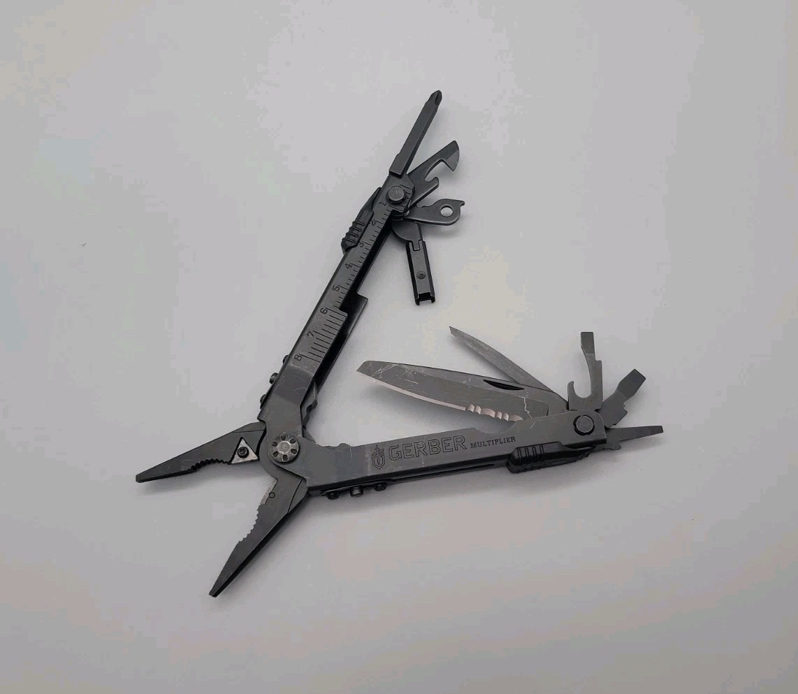 Gerber MP600-ST Multi-Plier Multi-Tool w/ Sight Tool – Black – DISCONTINUED