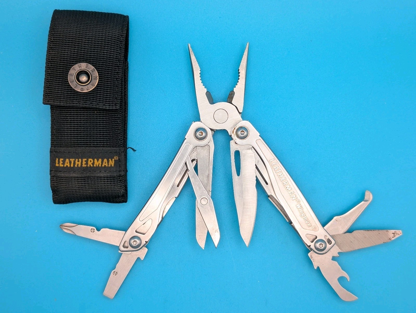 LEATHERMAN WINGMAN MULTI-TOOL! FAST SHIPPING! WITH SHEATH!