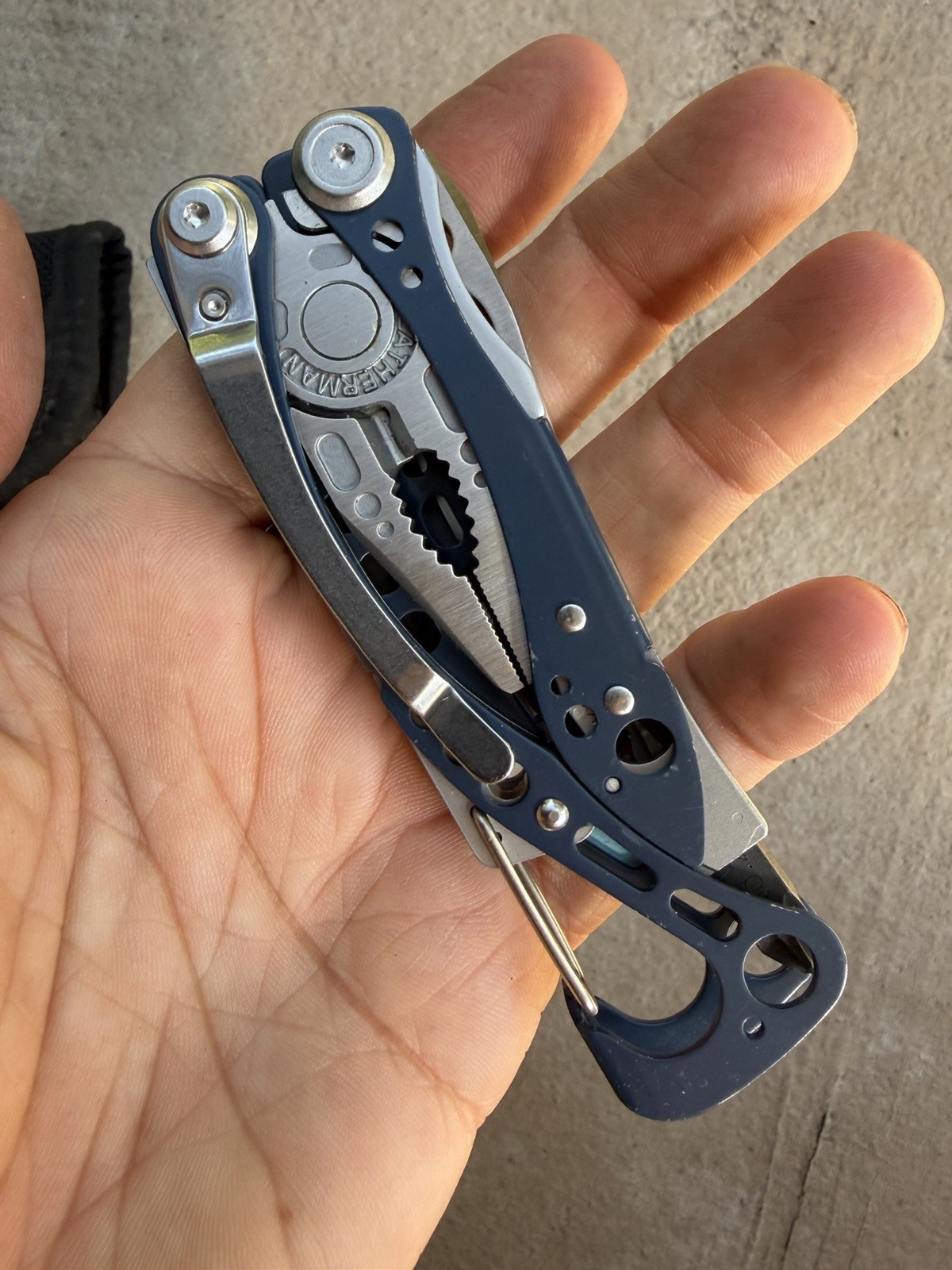 LEATHERMAN SKELETOOL CX & KB NIGHTSHADE MULTI-TOOL & KNIFE IN SHEATH, EXCELLENT!