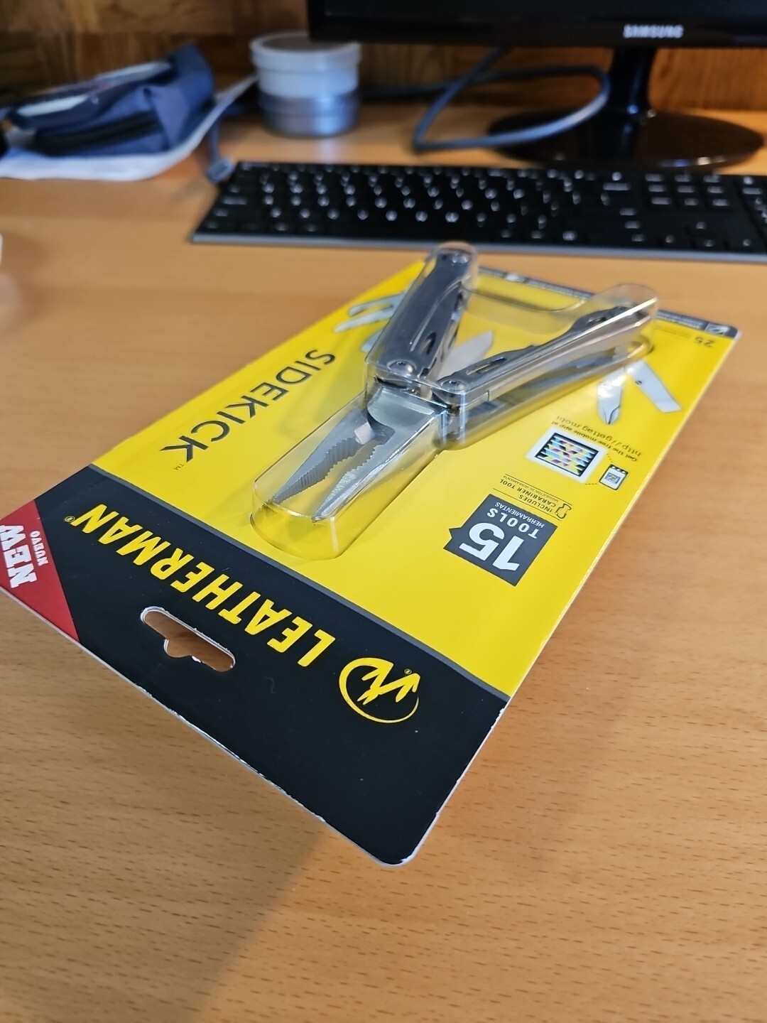 LEATHERMAN 2011 SIDEKICK 831428 Leather Sheath Carabiner New In Package
