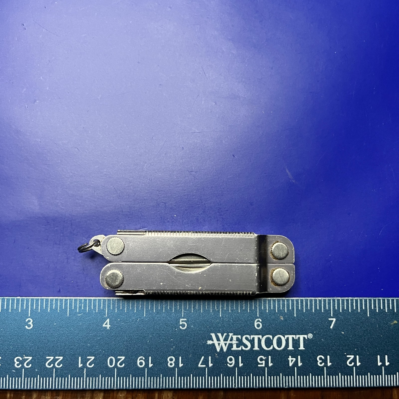Leatherman Micra Multi-Tool Knife, Scissors- Gray