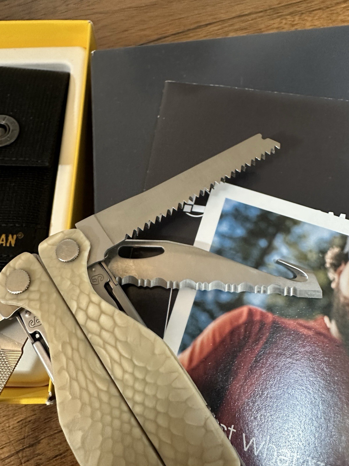 Leatherman Charge TTi, Custom Hand Made G10 White Juma Dragon Scales, S30V