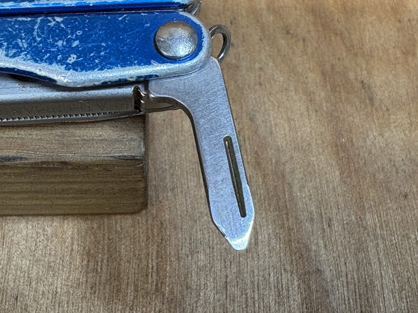 Leatherman Squirt P4 Blue Plier Multi-Tool Key Ring USA Retired GREAT!