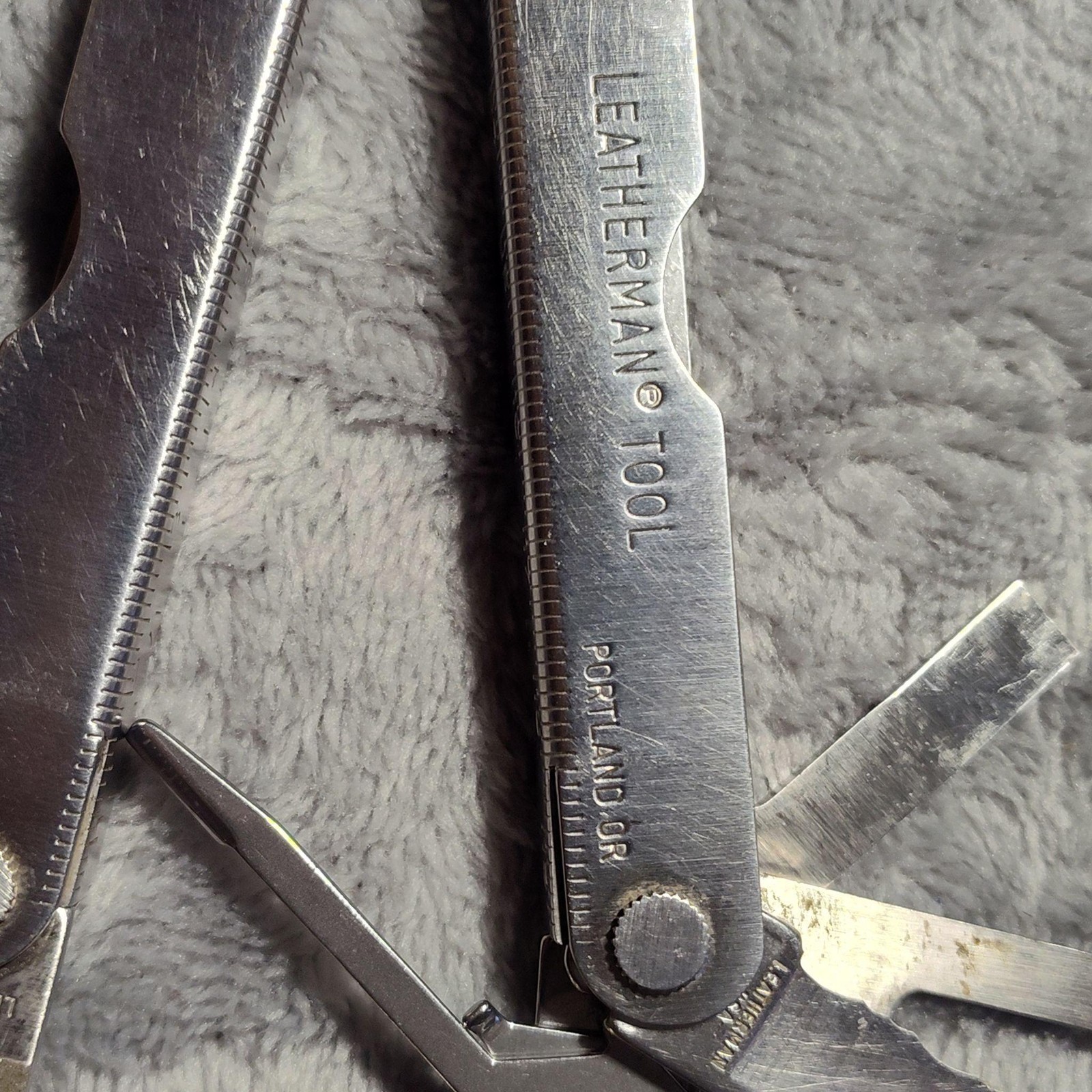 Leatherman PST Micra Multi Tool Set Pliers Knife Scissors W/ Pock-Its Sheath