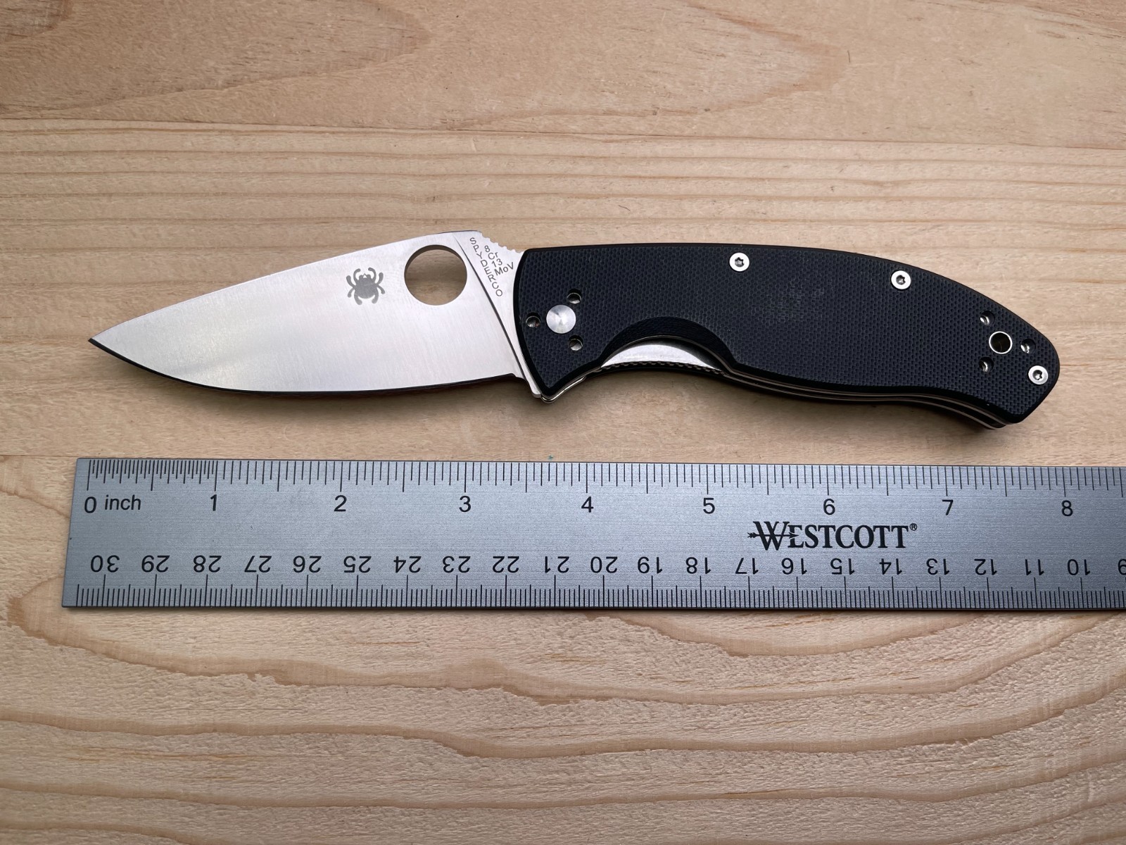 Spyderco Tenacious Folding Pocket Knife 8Cr13MoV Straight Edge Blade – Very Nice