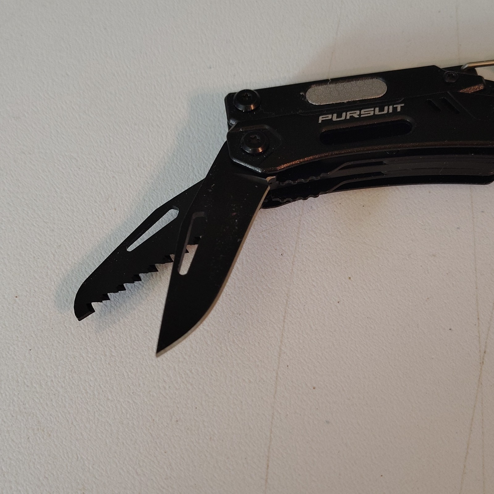 Pursuit Black Multi-Tool Metal Plier & Partially Serrated Stainless Steel Knife