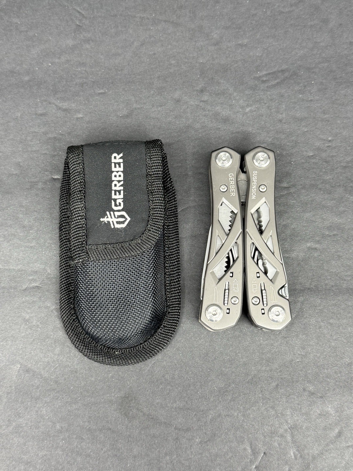 GERBER Gear Suspension 12-in-1 EDC Multi-Plier Multitool with Pocket Knife