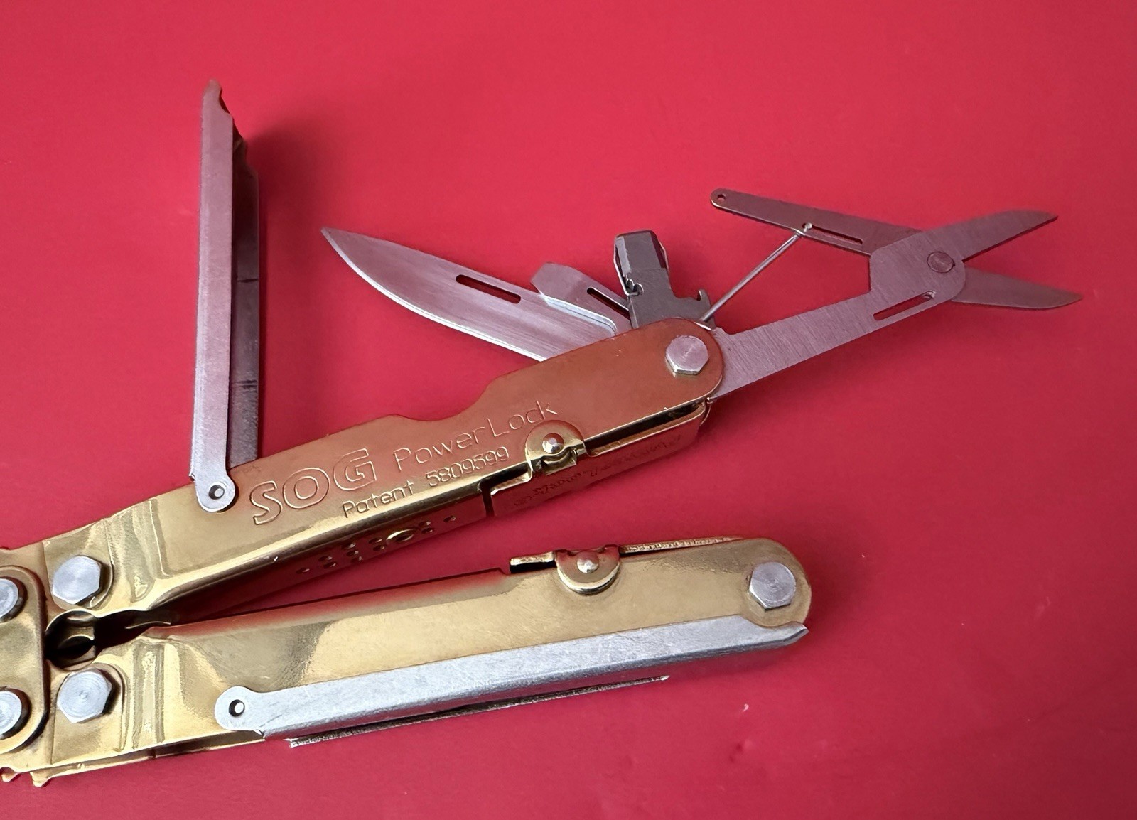 SOG Powerlock T60 TiNi Made In USA Multitool
