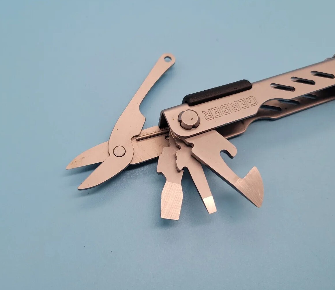 Gerber MP400 Multi Tool Multi-Plier Compact Sport – Silver Pliers Knife USA
