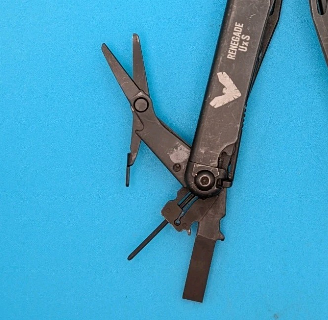 Leatherman Wave Plus + Multi-Tool! FAST SHIPPING! BLACK OXIDE!