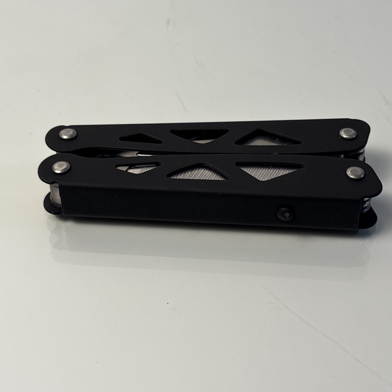 Black Skeleton Handle Multitool Pliers Pocket Knife Folding Tool Set EDC