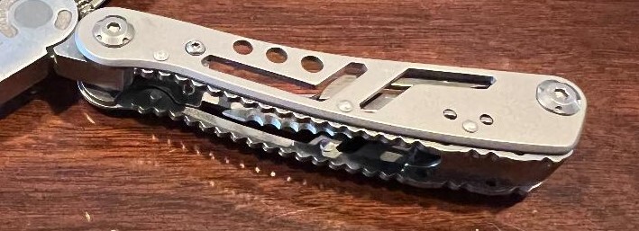 High Quality Multi Tool Pliers 24 in 1 portable (multitool pocketknife knife)