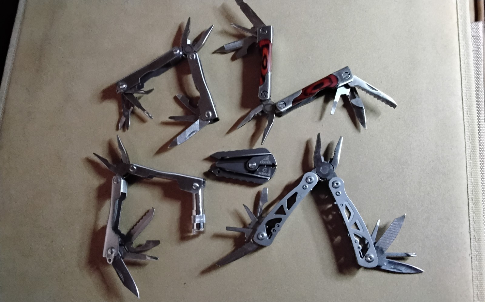 Gerber Solstice Folding Multi-Tool And 4 Other Multi Tools Lot