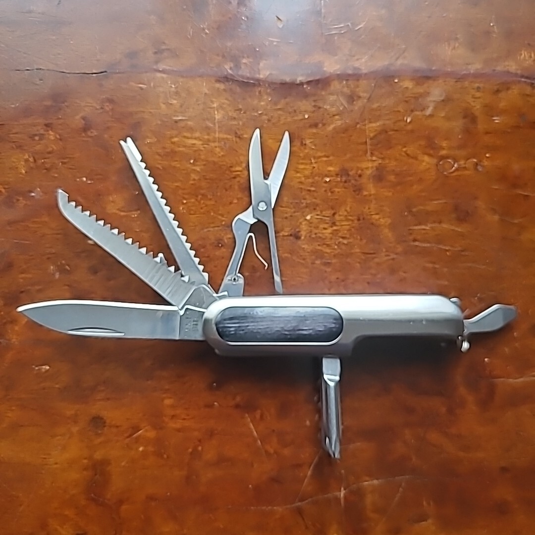 (Unused) Gentleman’s Hardware Survival Penknife Multi-Tool