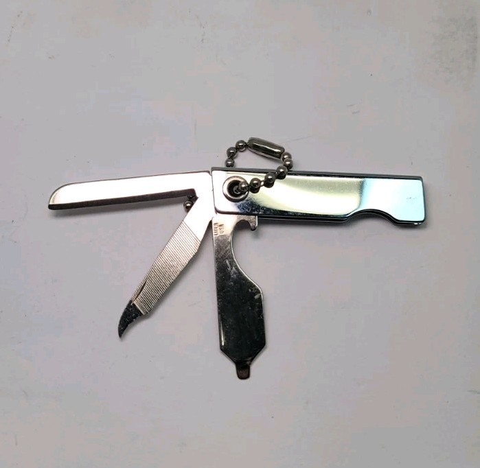 Vintage Multi Tool Keychain Pocket Knife USA Liter “Sunny” Sunshine Premium Beer