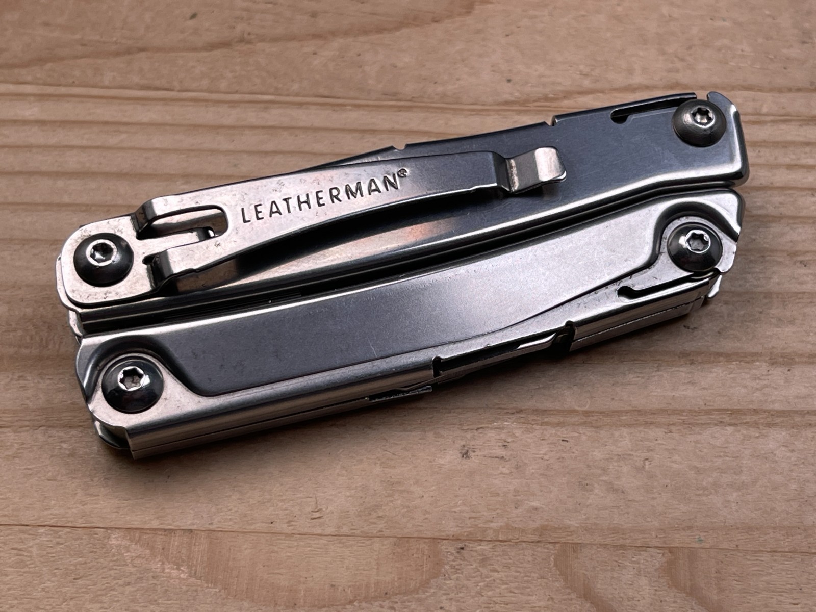 Leatherman Rev Multi‑Tool Knife – Stainless Steel w/ Pocket Clip 06/15