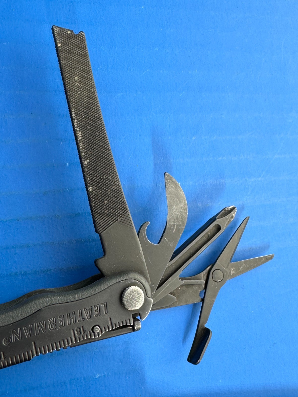 Leatherman BLAST Multi-Tool Black Oxide Multitool w/ Knife Pliers – Parts/Repair