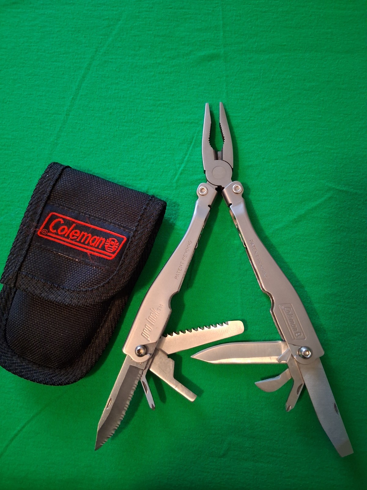 Coleman Pro Lock Multi Tool Pocket knife w/belt case Camping Hunting Fishing