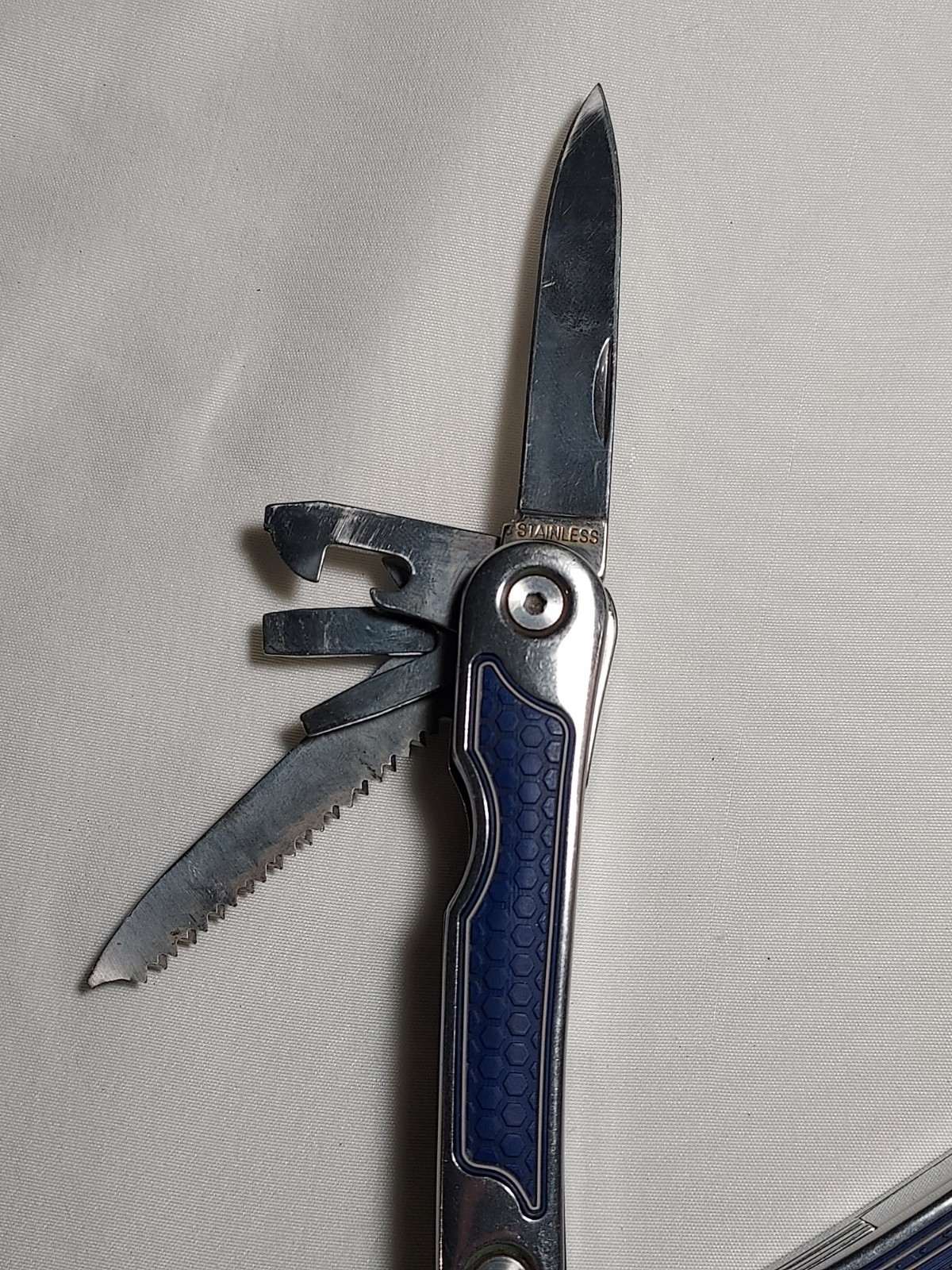 Kobalt Multi Tool with Pliers, Blade – Saw has broken tip