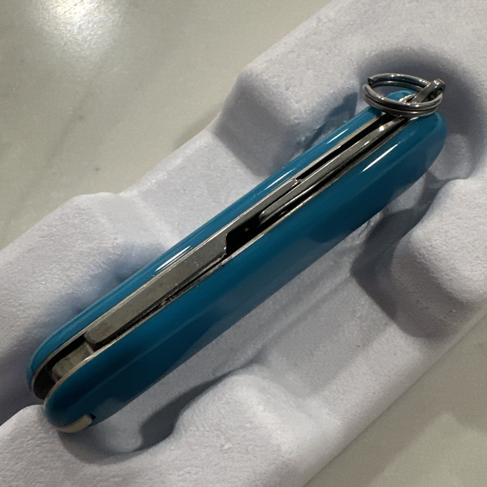 Victorinox Classic SD Traveler’s Factory Mountain Lake Knife – New