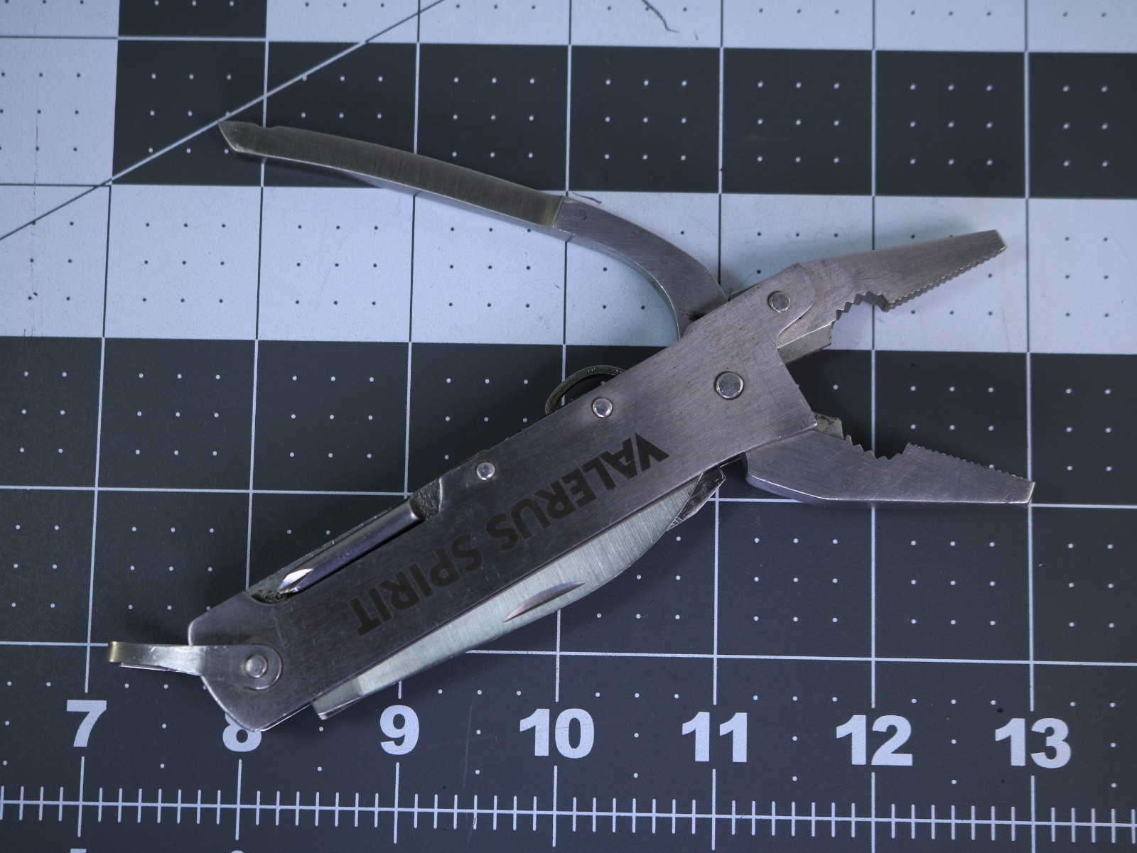 Valerus Spirit Multi-Tool Pliers Knife Saw Screwdriver File Camp Utility EDC !