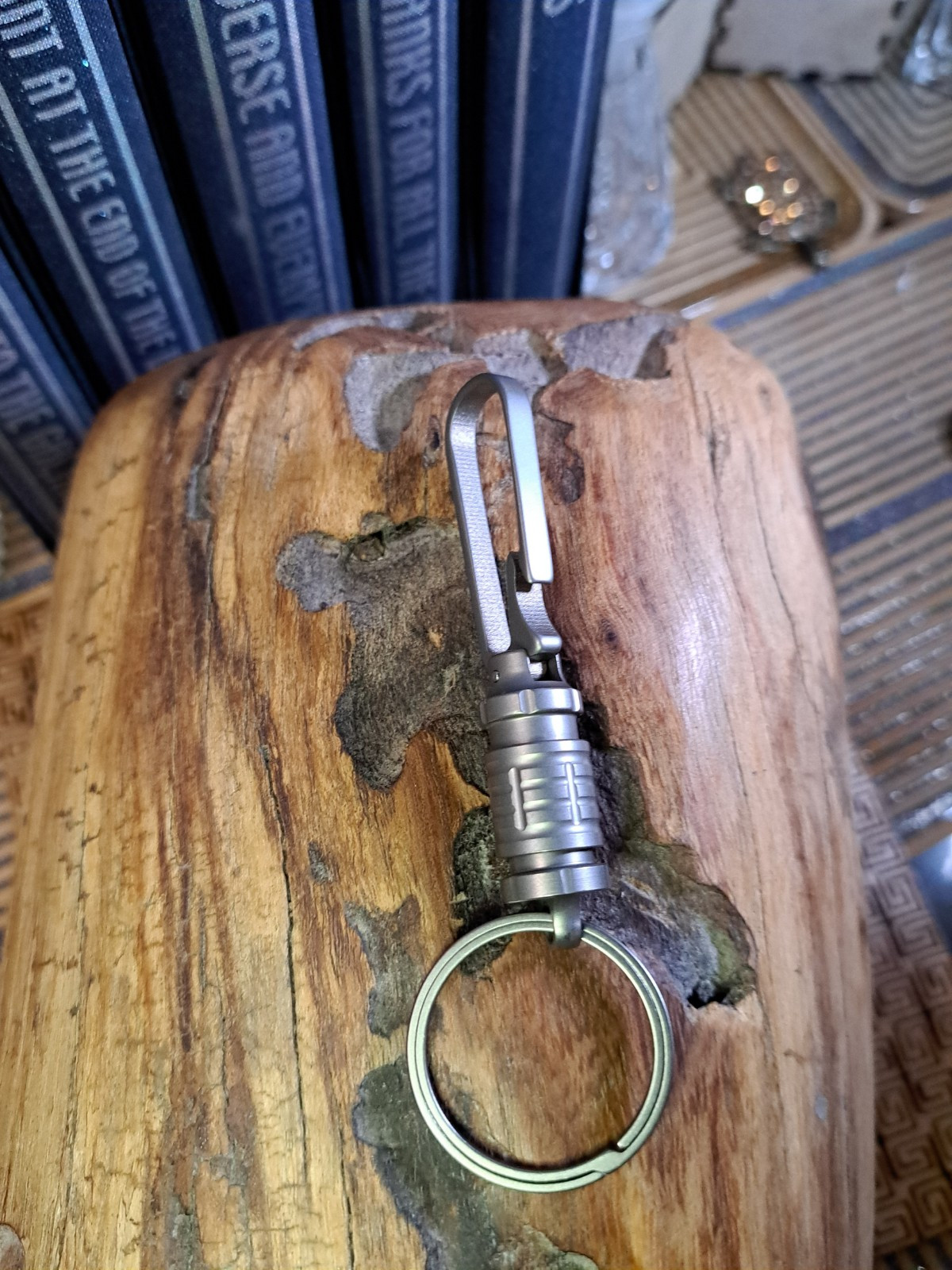 EDC Titanium Keychain Belt Loop Clip Quick-Release With Built-in Box Opener