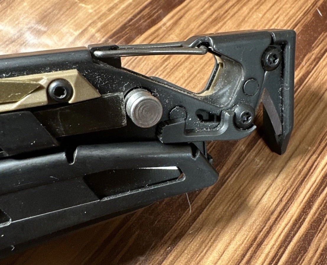 Leatherman MUT Multi Tool!