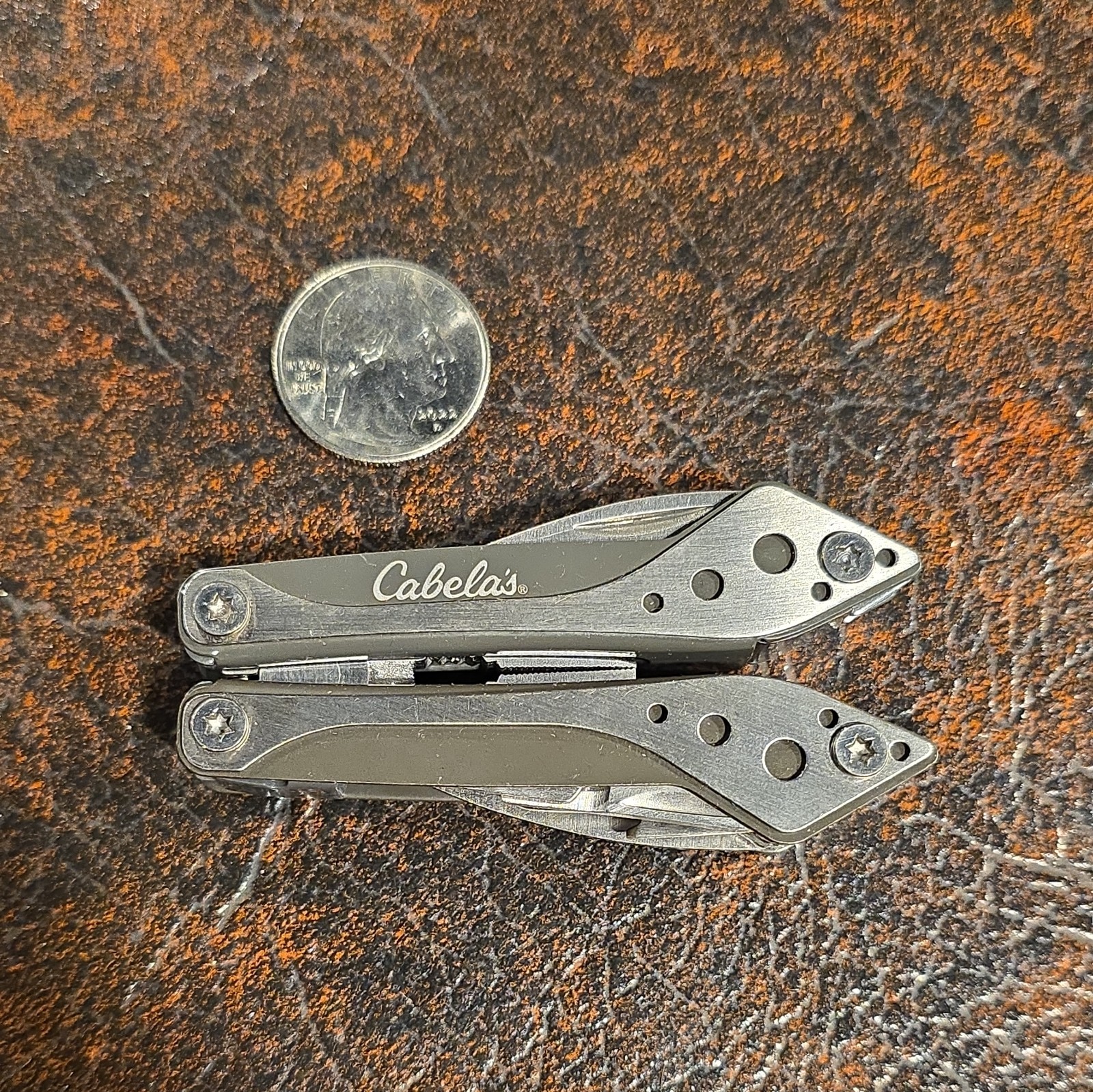Cabela’s Multi-Tool 7 in 1 Stainless Steel Metallic Grey Knife Blade, Plier