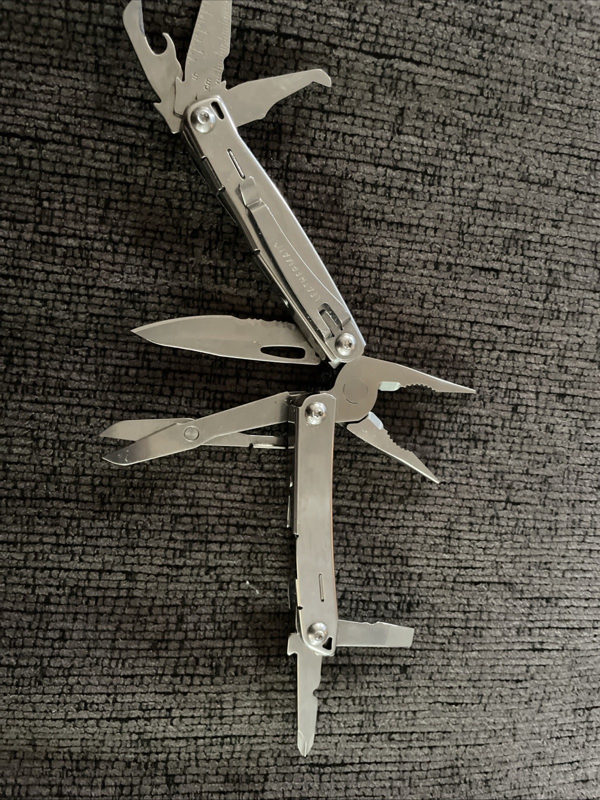 LEATHERMAN MULTI TOOL – WINGMAN