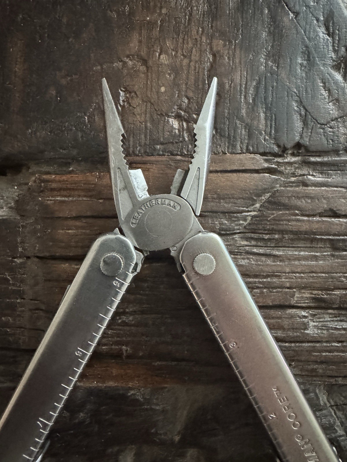 Leatherman Core Stainless W/Black Leather Sheath Multi-Tool USA 0805 Date