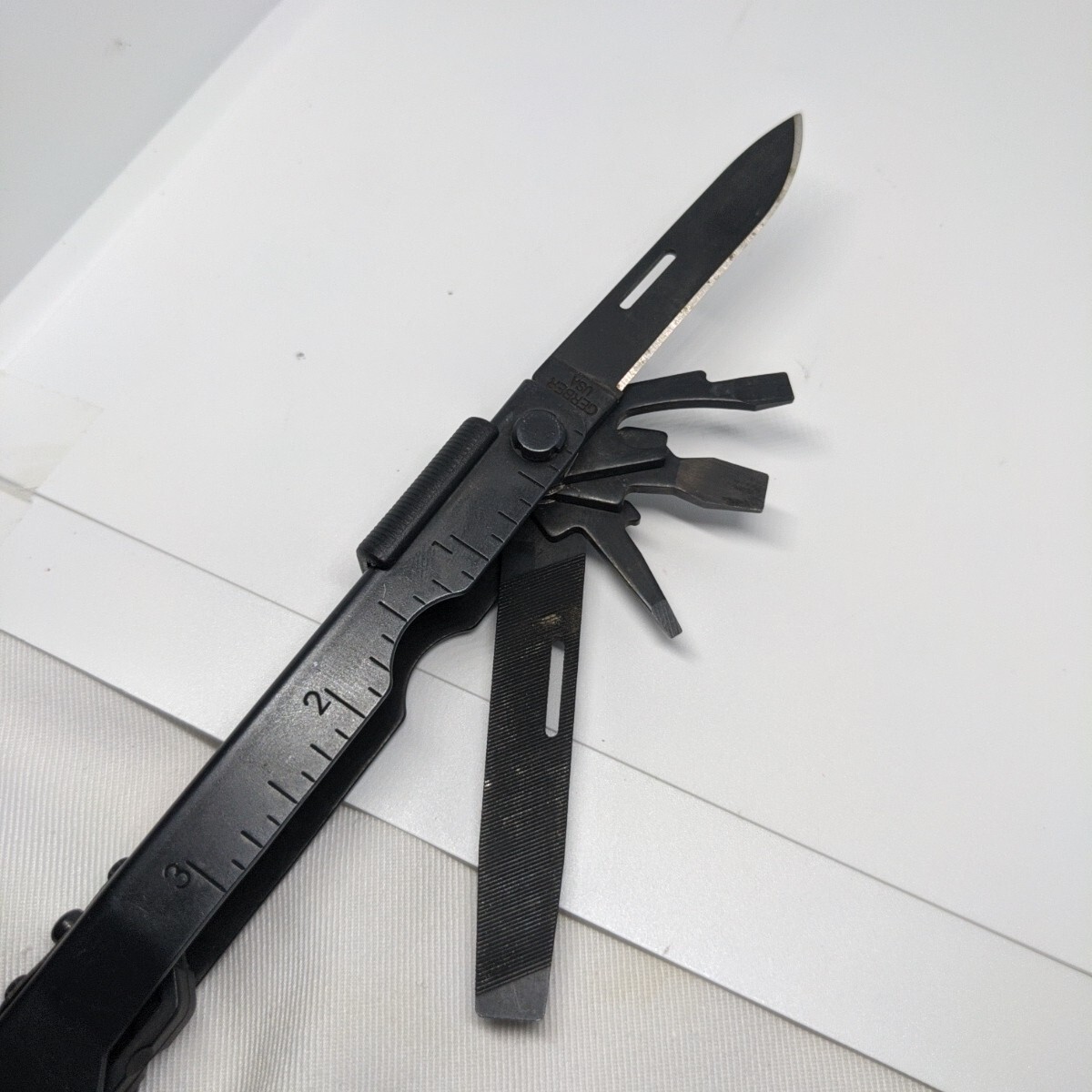 Gerber Gear MP600 14-in-1 Multi Tool Knife Pliers Wire Crimper Screwdriver &More