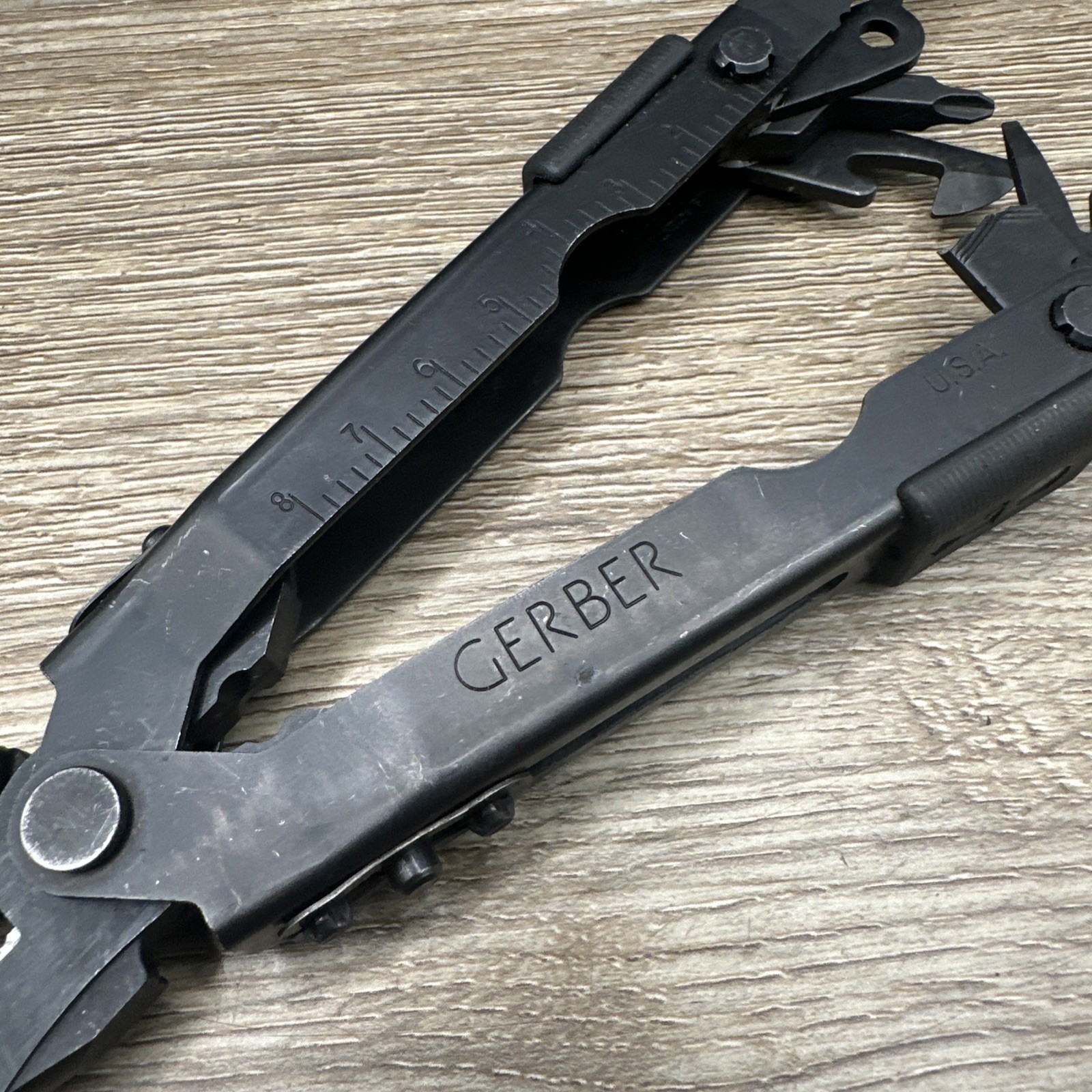 Gerber MP600 Multi-Plier Multi-Tool – Black BROKEN FILE!