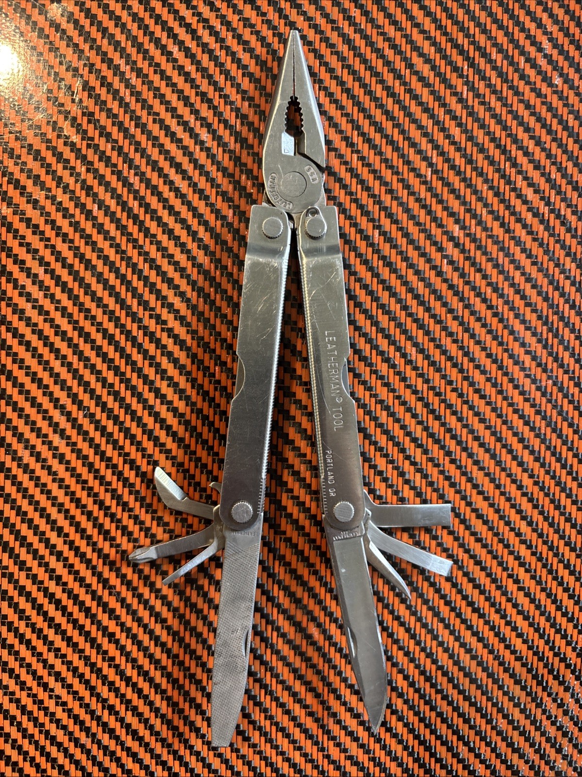 Vintage Leatherman Stainless Steel MultiTool With Leather Sheath 1090 1990s