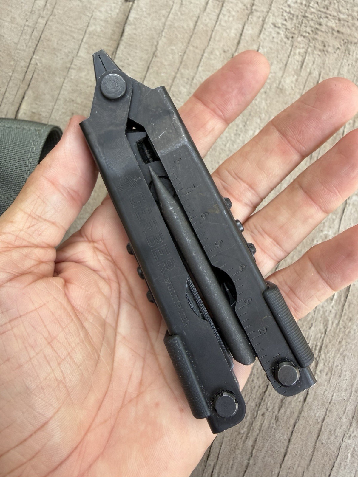 GERBER DET MULTIPLIER CAMPING BLACK OXIDE NEEDLE NOSE MULTI TOOL KNIFE W/SHEATH