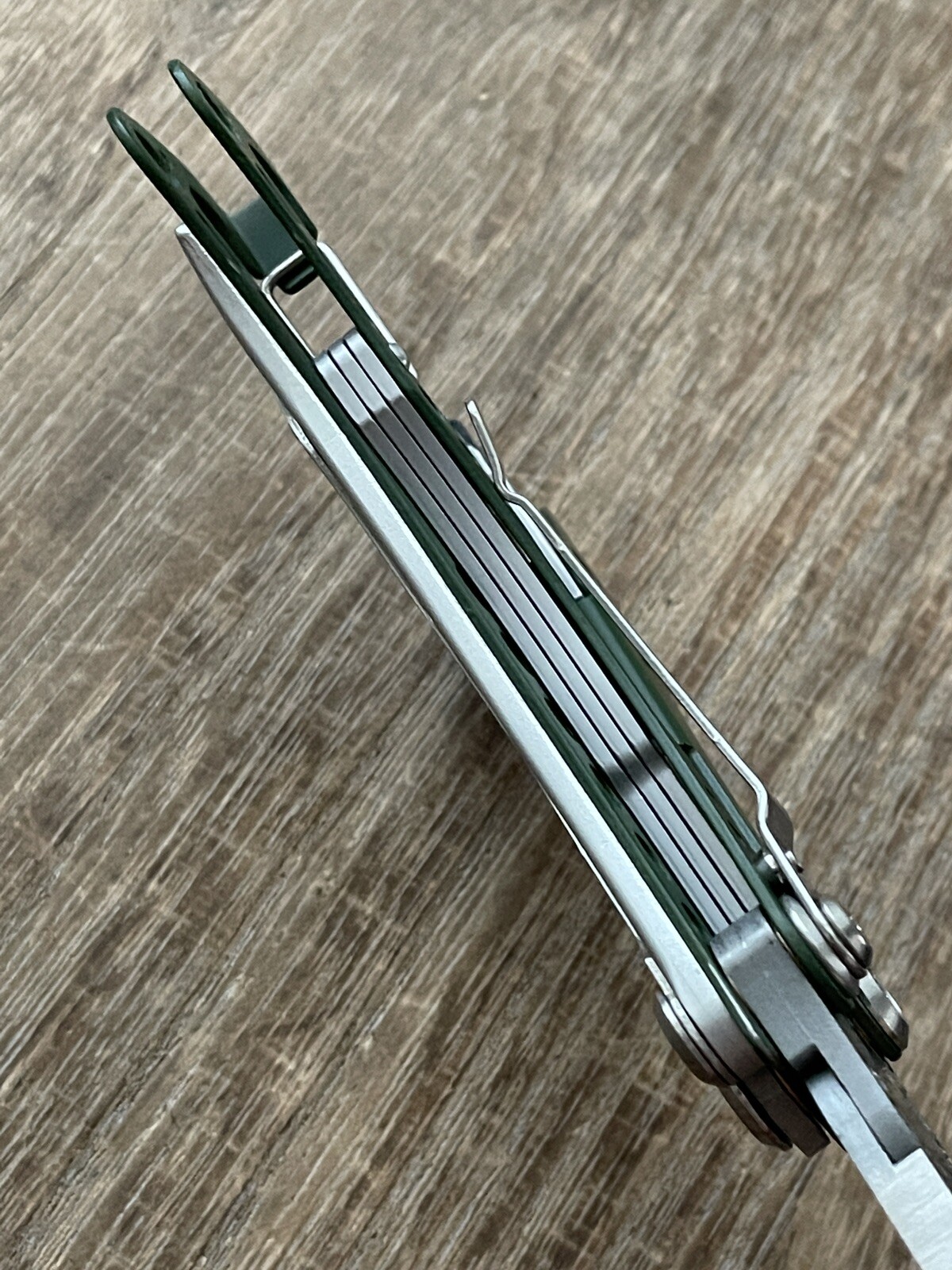 Limited edition Leatherman Skeletool Cabelas Anniversary Multitool. Green/Silver