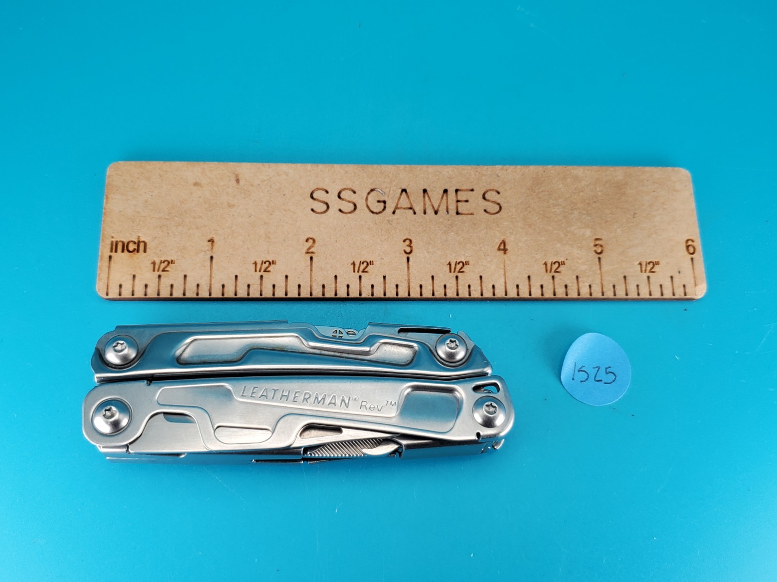 Leatherman Rev 3.8″ Multi-Tool, Stainless!